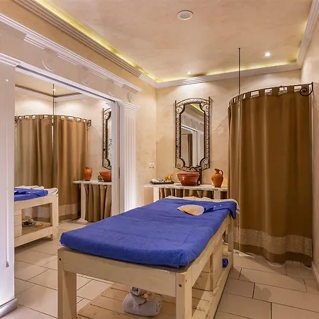 Anissa Otel
