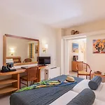 Anissa Hotel