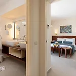 Anissa 4*